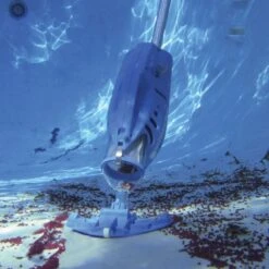 Pool Blaster Max Li -Crystal Pool Shop 4310 a sq